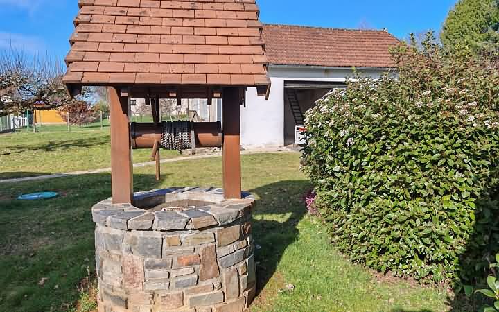3 bed stone house for sale near Labey