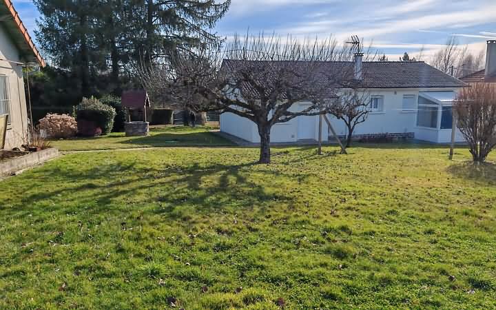 3 bed stone house for sale near Labey