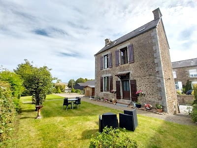 3 bed stone house for sale near Lesbois