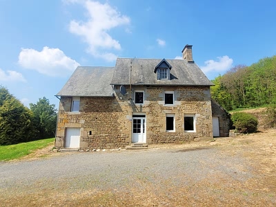 4 bed stone house for sale near Bion
