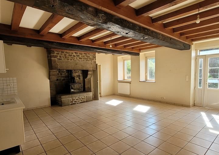 4 bed stone house for sale near Bion