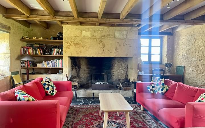 2 bed stone house for sale near Aubas
