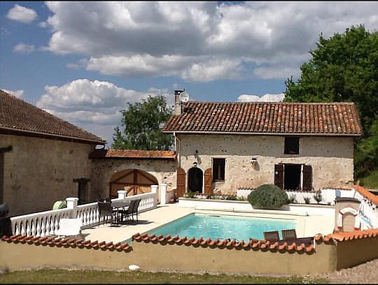2 bed stone farmhouse for sale near Vanxains