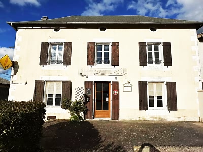 2 bed stone house for sale near Chez Vécant
