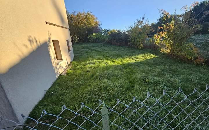 2 bed stone house for sale near Avent
