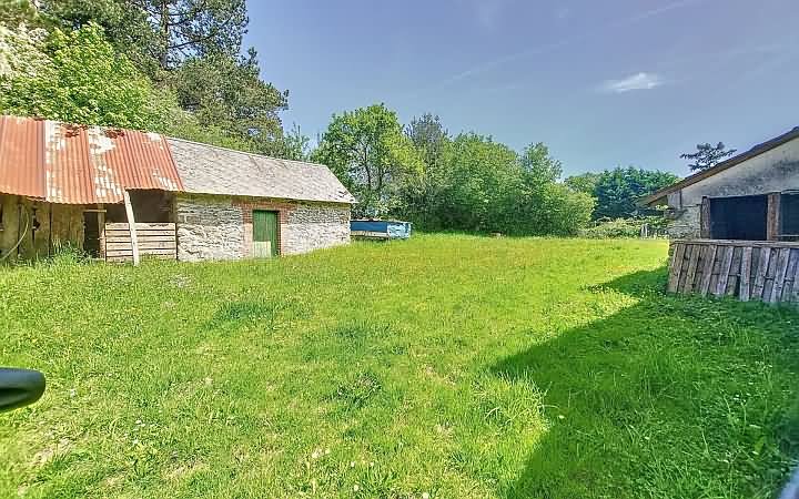 2 bed stone house for sale near Avent