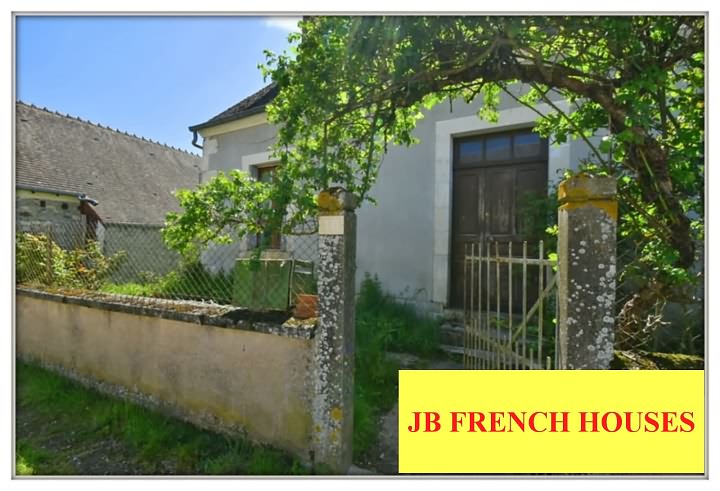 Stone house to renovate near SOUTH INDRE and SOUTH CHER and NORTH CREUSE