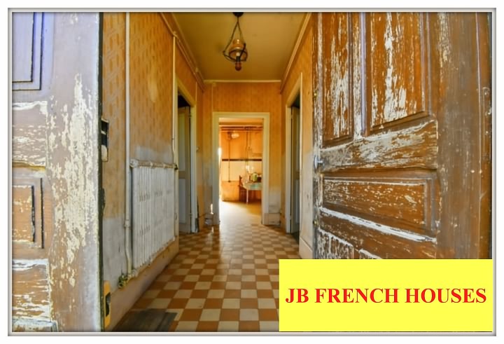 Stone house to renovate near SOUTH INDRE and SOUTH CHER and NORTH CREUSE