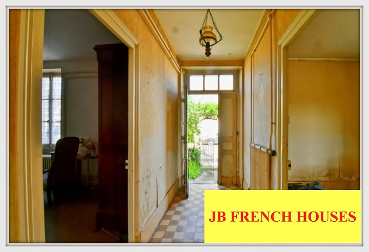 Stone house to renovate near SOUTH INDRE and SOUTH CHER and NORTH CREUSE