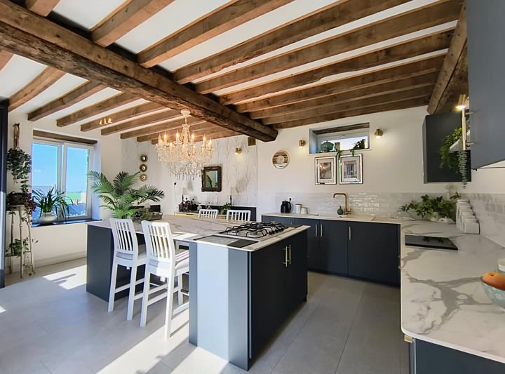 3 bed stone house for sale near Lesbois