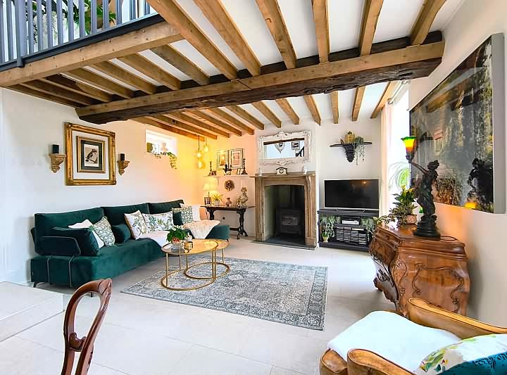 3 bed stone house for sale near Lesbois