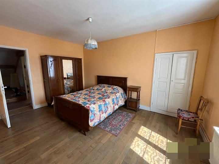 4 bed stone house for sale near Farebout