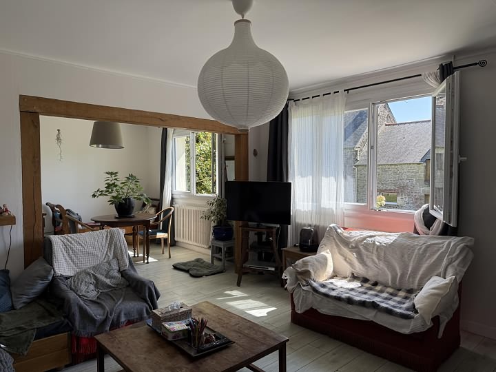4 bed stone longère for sale near Treve