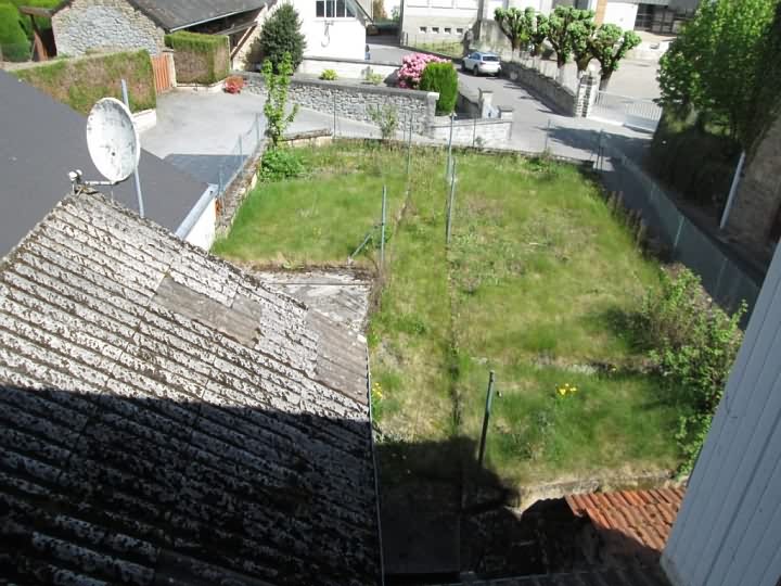 6 bed stone house for sale near Bujaleuf
