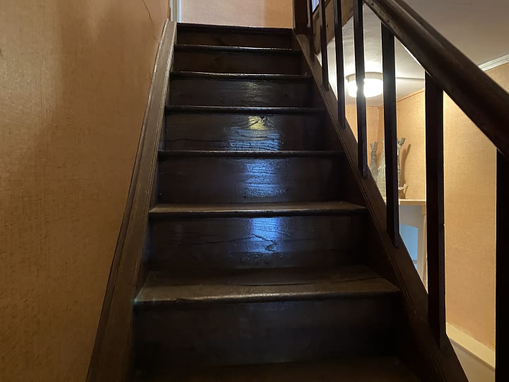 6 bed stone house for sale near Bujaleuf