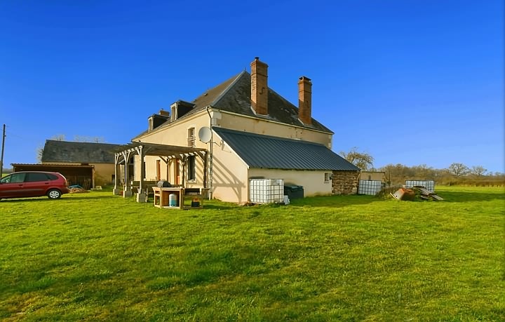 4 bed stone house for sale near SOUTH INDRE and SOUTH CHER and NORTH CREUSE