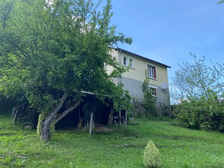 2 bed stone house for sale near Viam