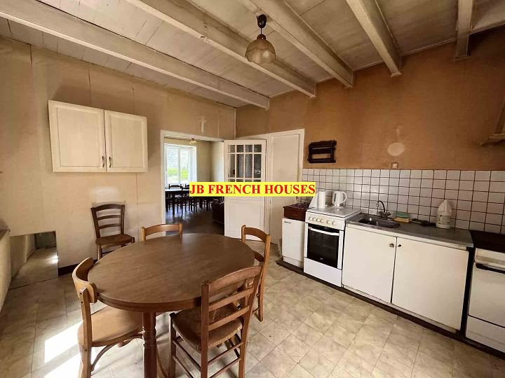 3 bed stone house for sale near Caribet