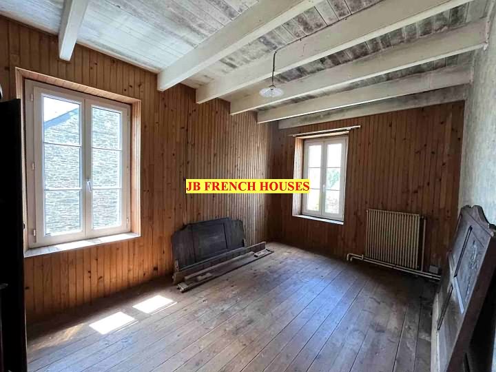 3 bed stone house for sale near Caribet