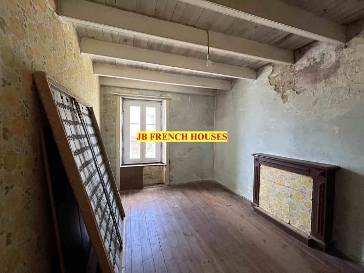3 bed stone house for sale near Caribet