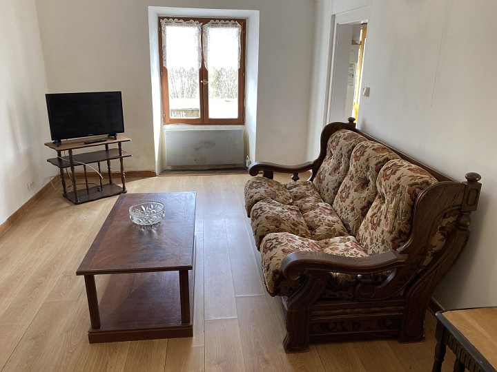 2 bed stone house for sale near Bujaleuf