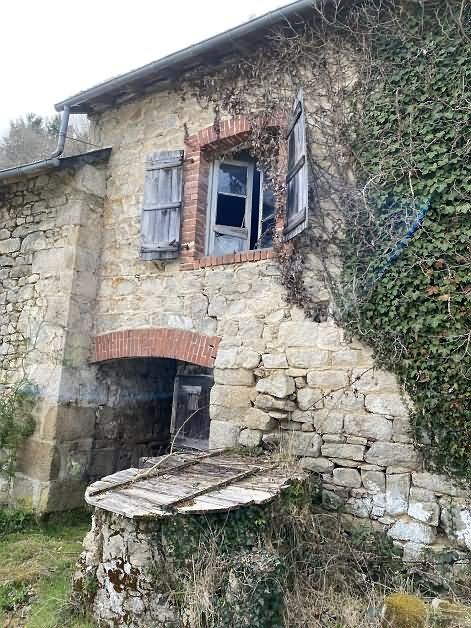 2 bed stone house for sale near Bujaleuf