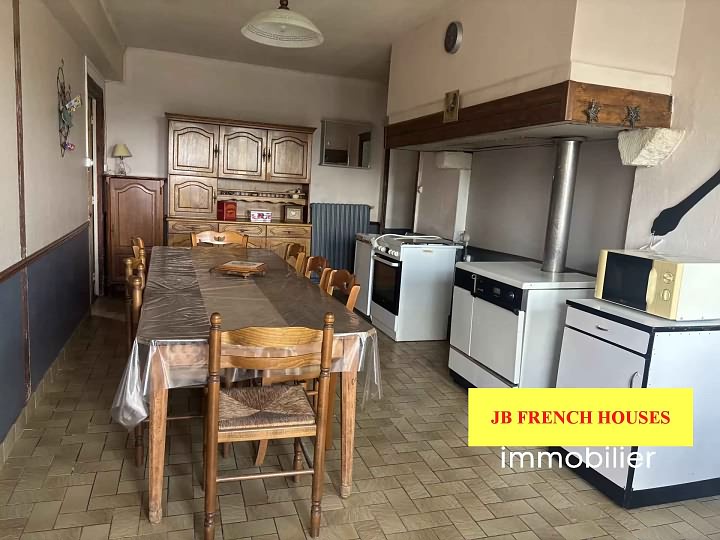 5 bed stone house for sale near Noth