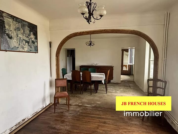 5 bed stone house for sale near Noth