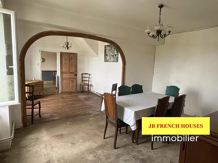 5 bed stone house for sale near Noth