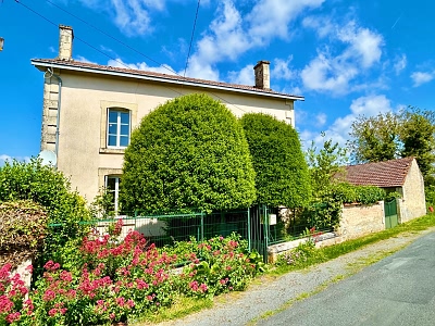 4 bed stone house for sale near Gentray