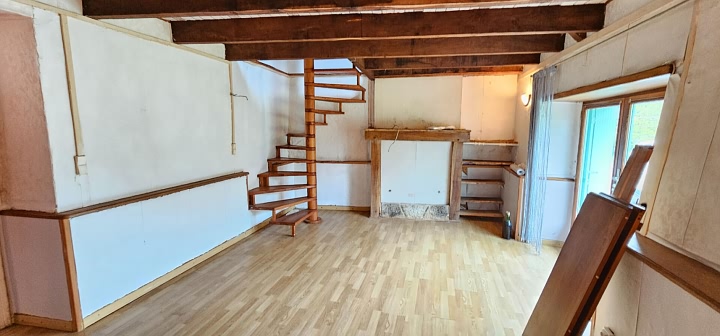 3 bed stone house for sale near Perret