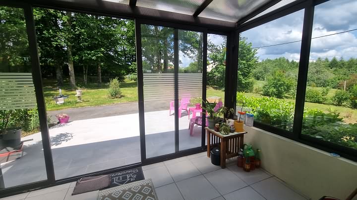 7 bed stone house for sale near Goulat
