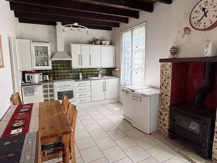 3 bed stone house for sale near Lesbois