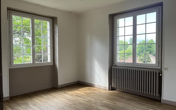 4 bed stone house for sale near Aubas