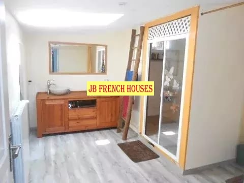 5 bed stone house for sale near Paillé