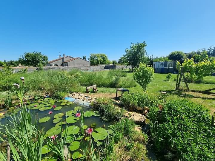 4 bed stone house for sale near Viennay