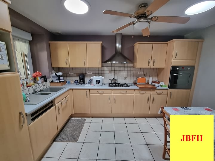 4 bed stone house for sale near Viennay