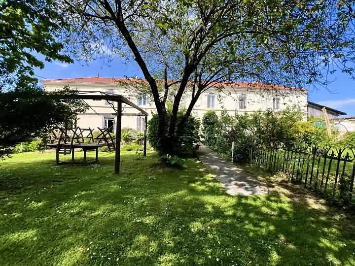 5 bed stone house for sale near Voissay