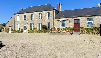 5 bed stone house for sale near Burcy