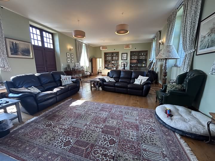 5 bed stone house for sale near Burcy