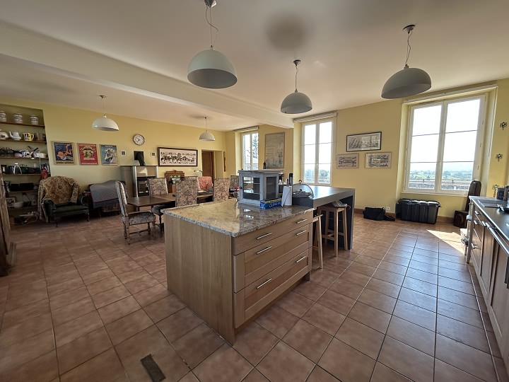 5 bed stone house for sale near Burcy