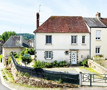 4 bed stone house for sale near Rabodanges