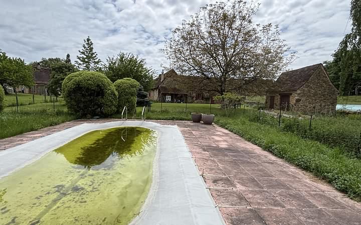 6 bed stone house for sale near Aubas