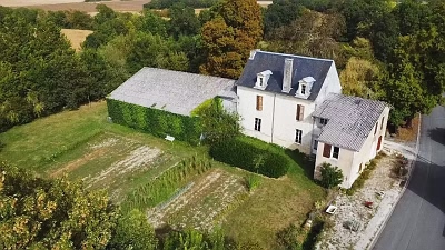 Natuurstenen huis met 5 slaapkamers te koop nabij Haimps