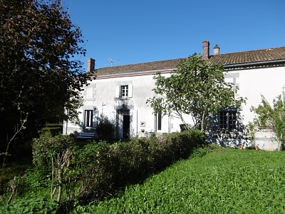 5 bed stone house for sale near Vienne And Haute Vienne