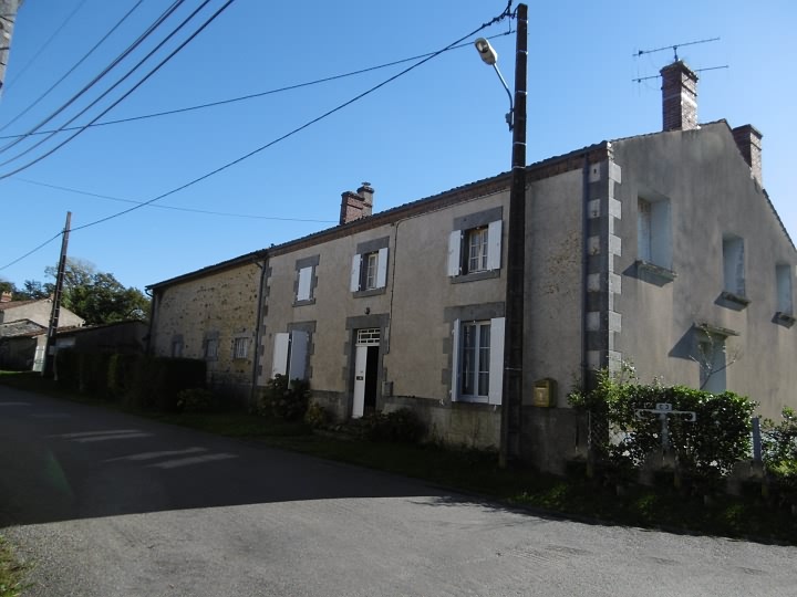 5 bed stone house for sale near Vienne And Haute Vienne