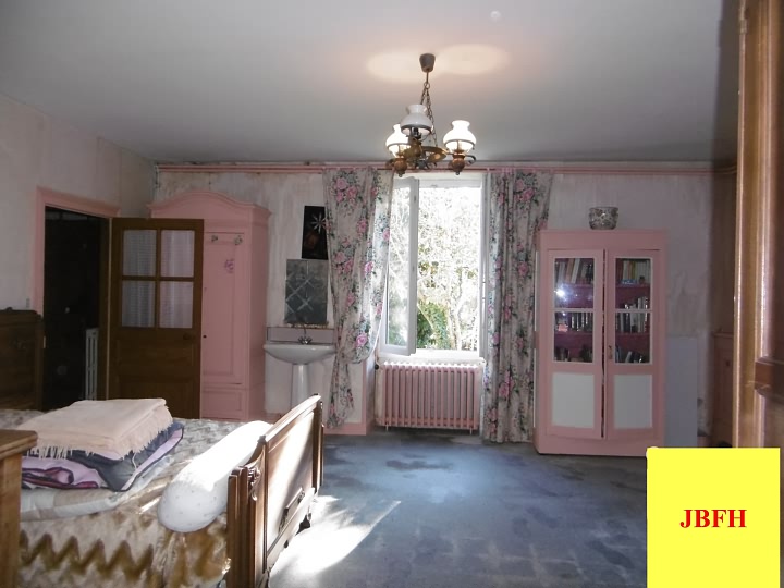 5 bed stone house for sale near Vienne And Haute Vienne