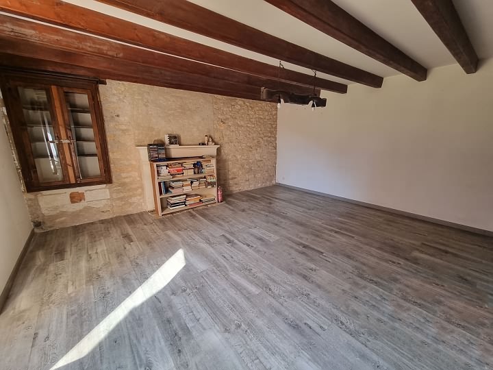 3 bed stone house for sale near Viennay