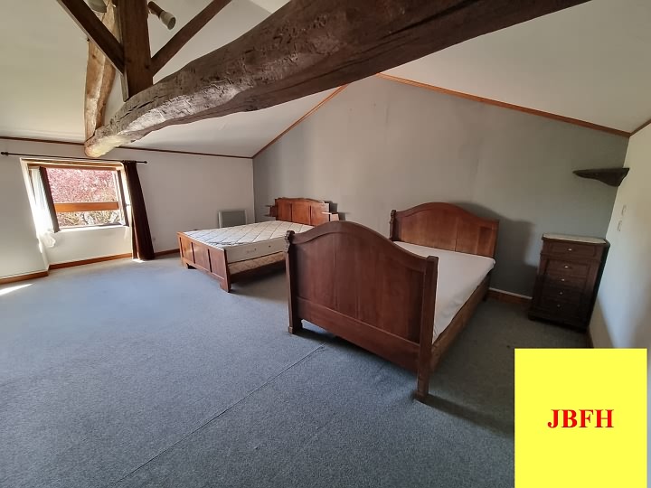 3 bed stone house for sale near Viennay