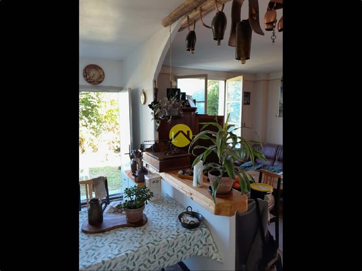 Huis met 2 slaapkamers te koop nabij Gest